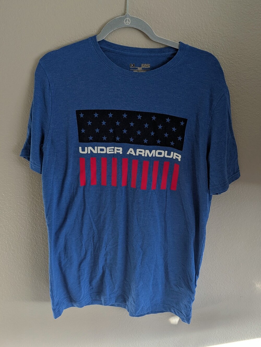 Under Armour Loose Fit Shirt Mens Small Blue American Flag Athletic Graphic Tee